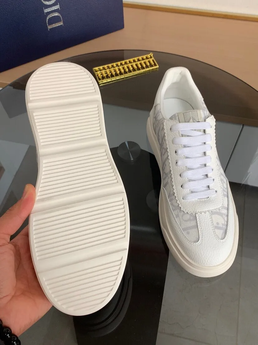 Factory price 420⌚️⌚️[Dior] Dior's new men's genuine leather casual shoes, the highest version on the market, any comparison is welcome🆚! The original leather has excellent texture and is super high-end! Fetal sheep net lining imported from Italy, removable pad! Luxurious materials and fine workmanship, highly recommended! Code number: 38-444⃣️Color optional
